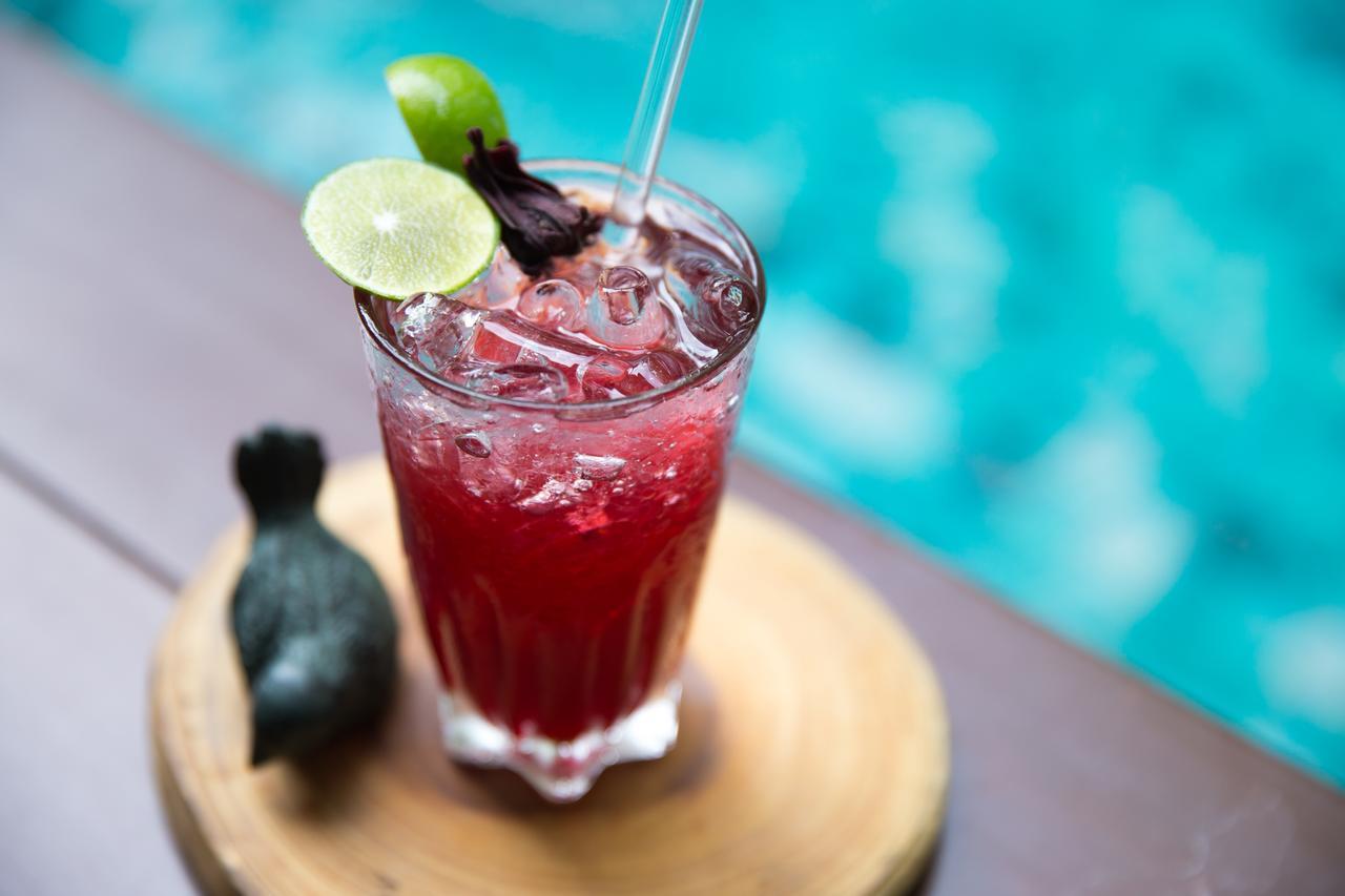 The Raweekanlaya Bangkok Kültér fotó A caipirinha de cachaça de jambu
